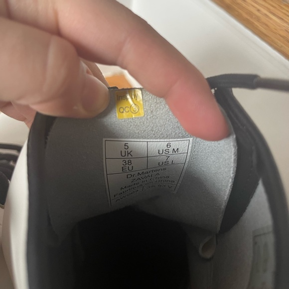 DR MARTENS BOOTS Zavala combat - Picture 14 of 14